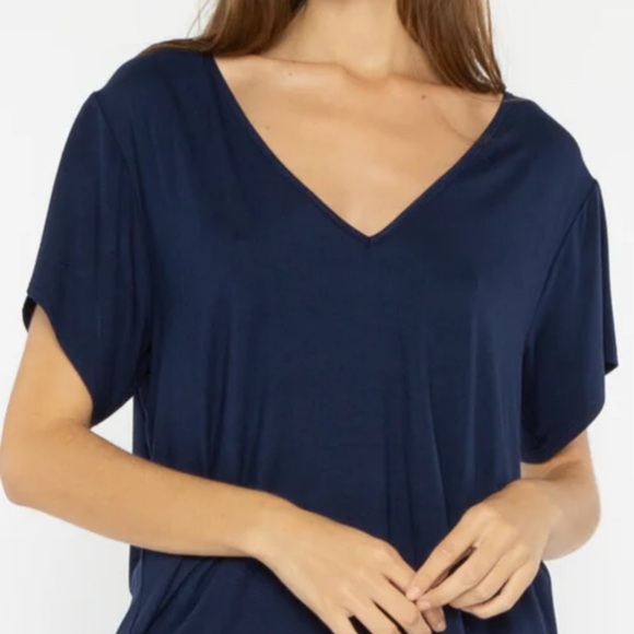 Classic Navy V-Neck Short Sleeve Women's Tee - Picture 1 of 1